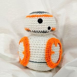 Star Wars BB8 crochet knit doll, 9"x 5"